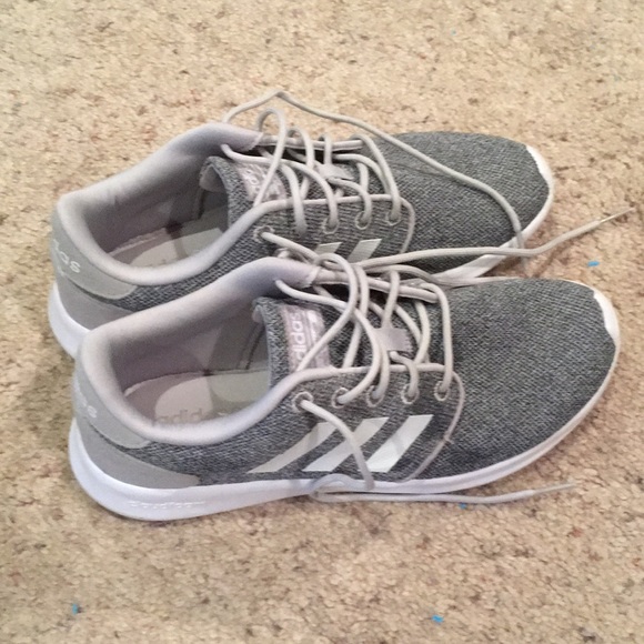 adidas Shoes - Adidas cloudfoam